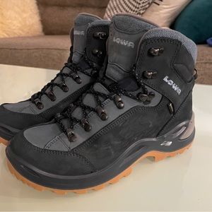 Lowa Renegade Warm GTX Mid Navy/Ice Blue Boots Women’s 7